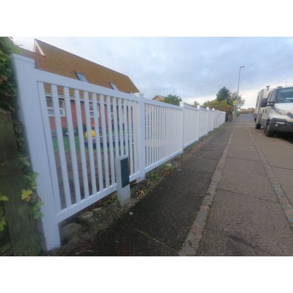 PVC Tremmehegn med smalle stave i 180x120cm (BxH)