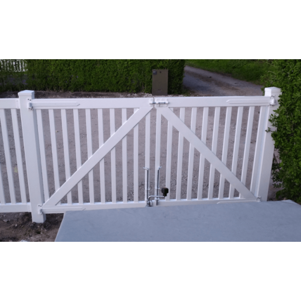 PVC Tremme dobbeltlge med smalle stave i (150x150) x 80cm (BxH)