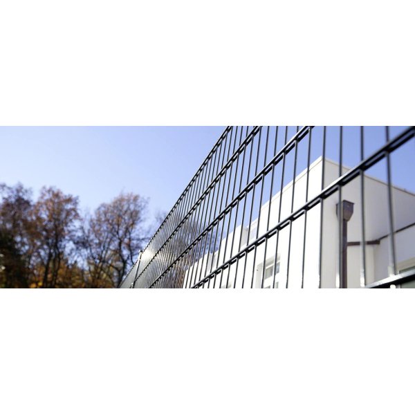 Viby 2D panelhegn 250x120 cm  elegant og holdbart hegn i sort