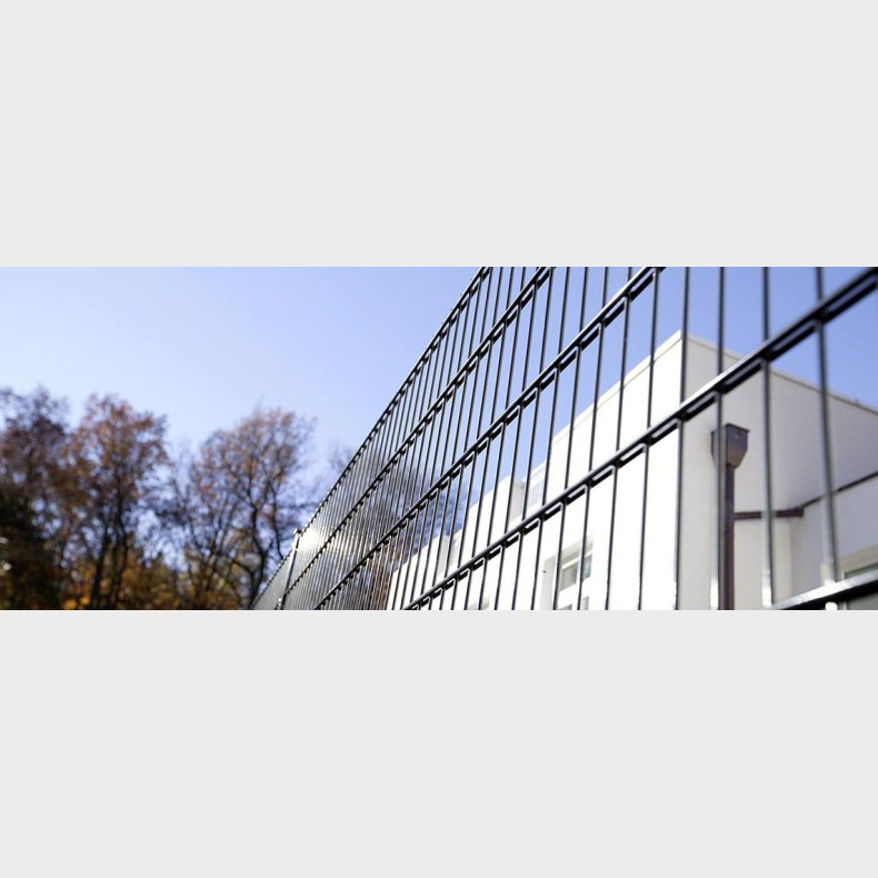 2D Panelhegn 250x95cm i sort - model Viby