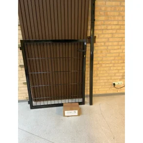 OUTLET: Viby l�ge 100x120 cm � elegant sort l�ge med �&loz;�-dekoration