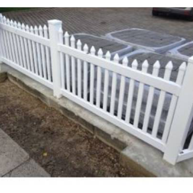 Skagenshegn stakit smal bue nedad